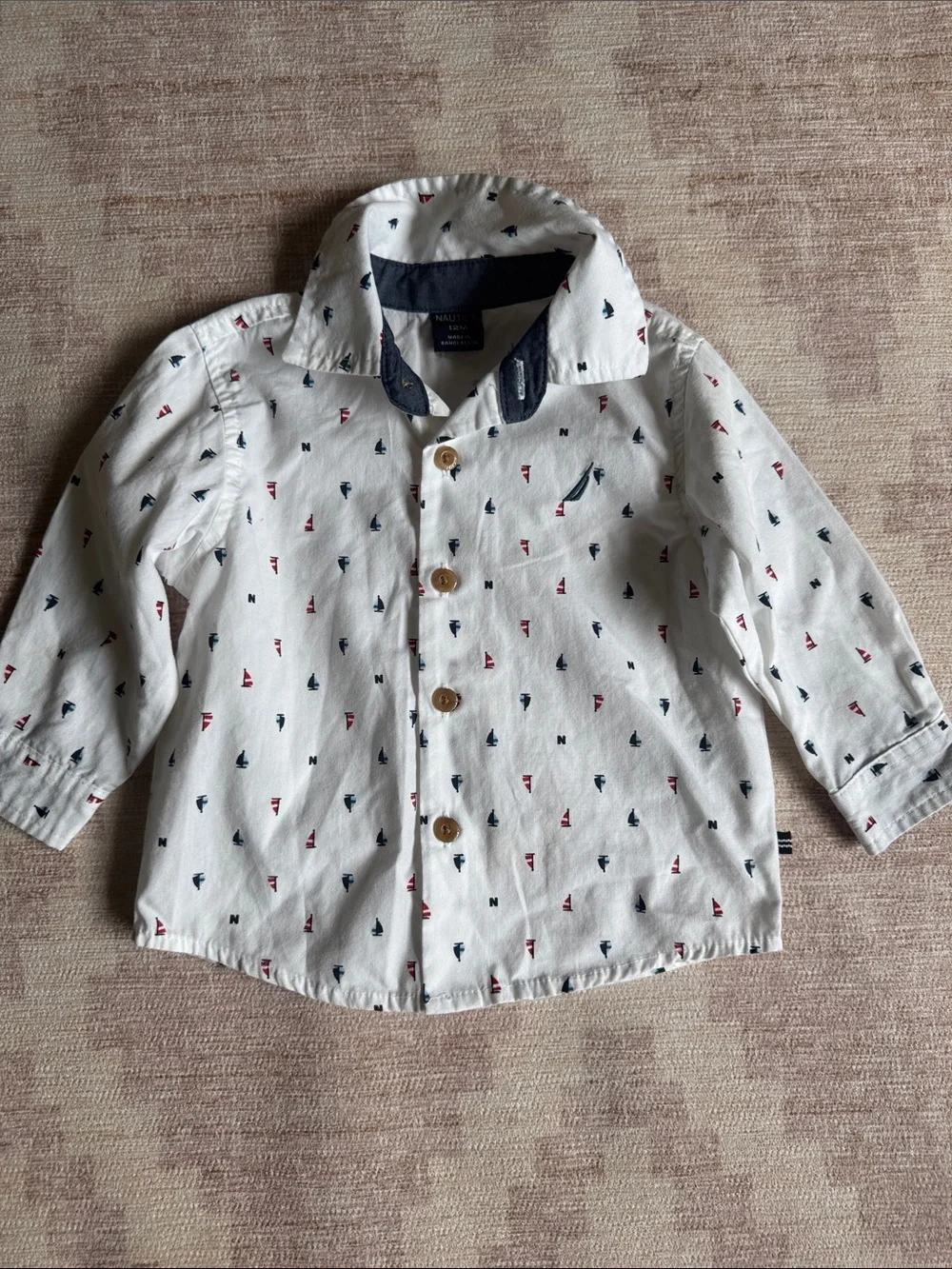 Nautica White Button Down Long Sleeve Shirt with Sailboat Design Size 12M Boys